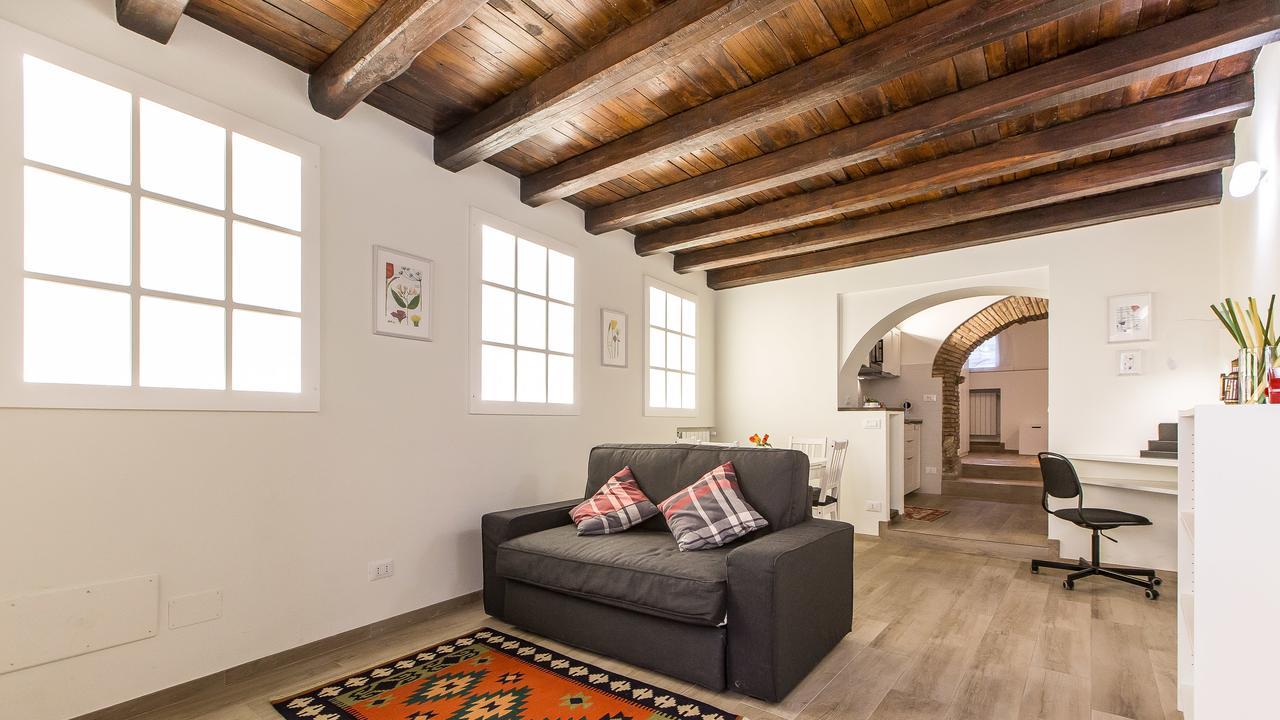 Rental In Rome Trastevere White Exterior photo