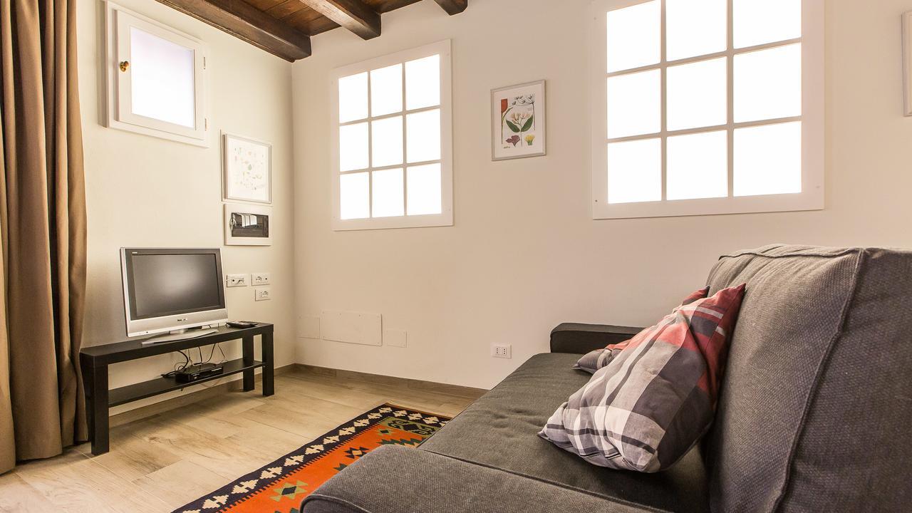 Rental In Rome Trastevere White Exterior photo