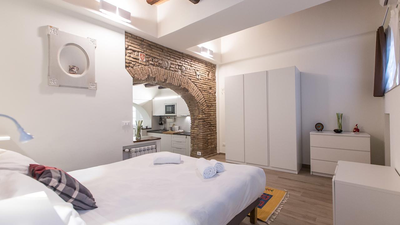 Rental In Rome Trastevere White Exterior photo